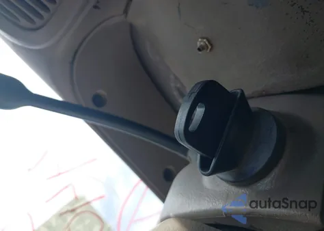 2002 Ford F-150 Lariat/Xlt z USA, uszkodzony, nr VIN 1FTRW08LX2KC06907